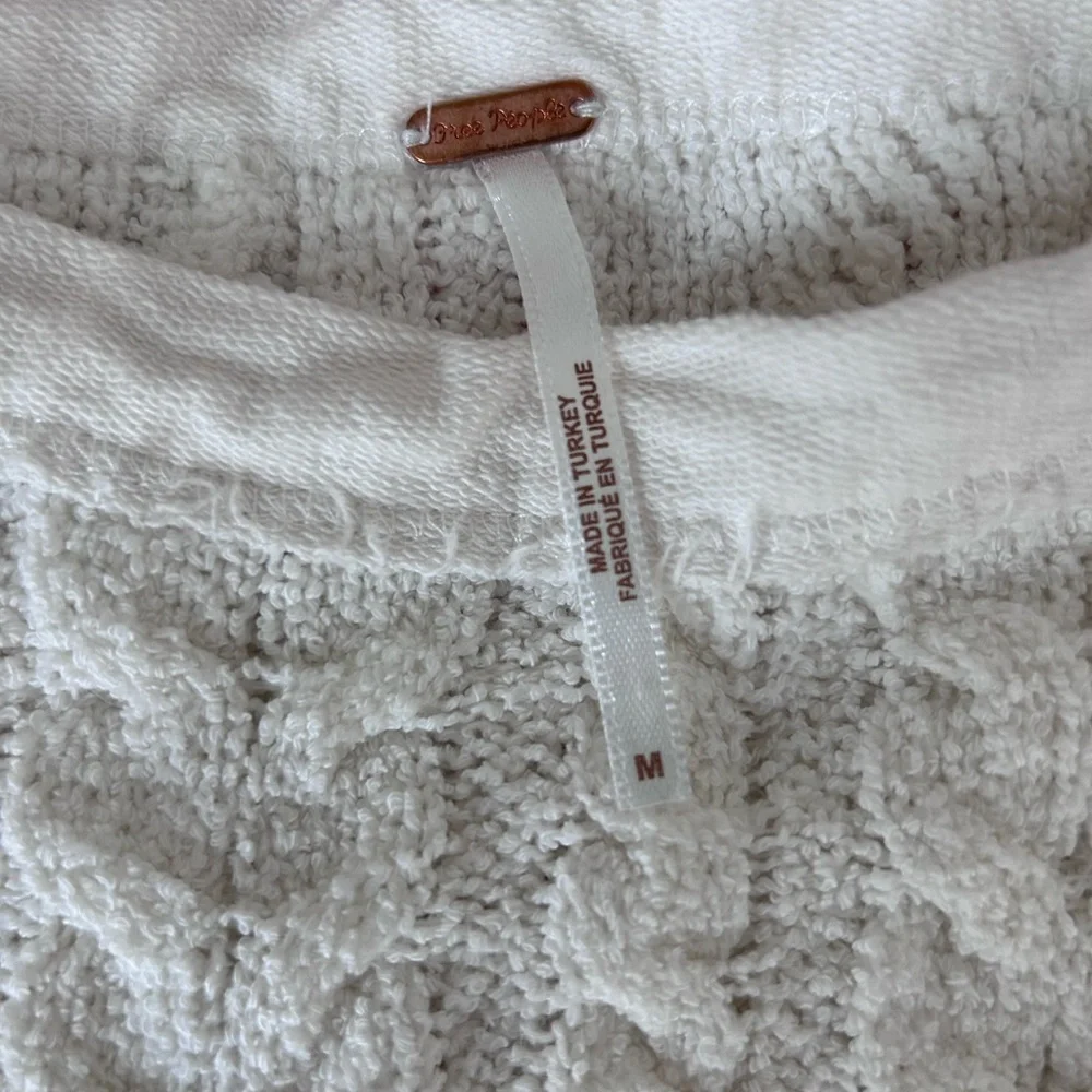 Free People White Cable Knit Short Sleeve, size medium - Picture 3 of 3